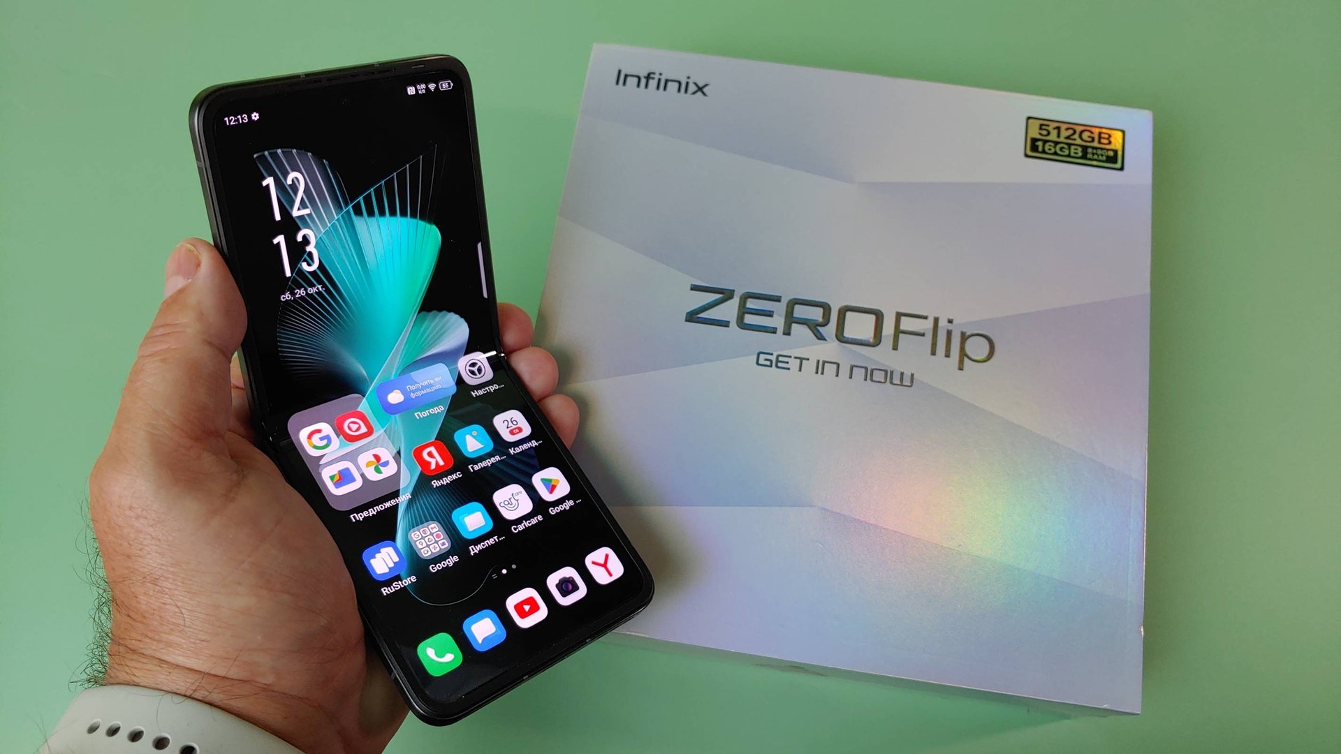 Infinix ZERO Flip 8/512Gb Распаковка и Первое Знакомство смотреть онлайн