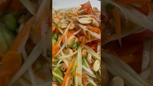Тайская еда | уличная еда | , | street food| , | салат somtam |, | amazing | смотреть онлайн