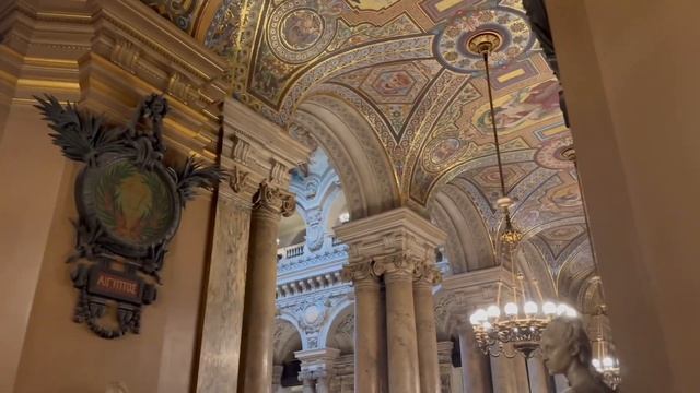 Opera Garnier 4k. Inside Paris Opéra смотреть онлайн