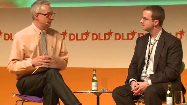 DLD10 - Data & Identity (Mike Schroepfer) смотреть онлайн