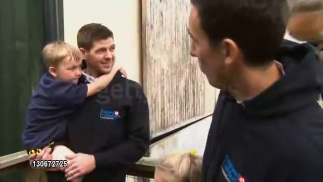 Steven Gerrard & Stuart Downing at Safari Park смотреть онлайн
