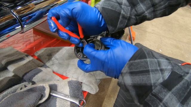 Vicla Style build - Bars, Cables & Chrome Lowers - Harley Davidson Heritage Softail Ep.2 смотреть онлайн