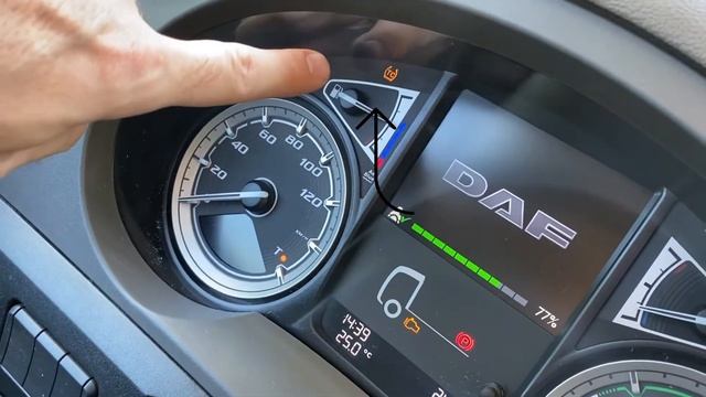 DAF CF 530 FAD 8x4 - Cambio Traxon e software off-road смотреть онлайн