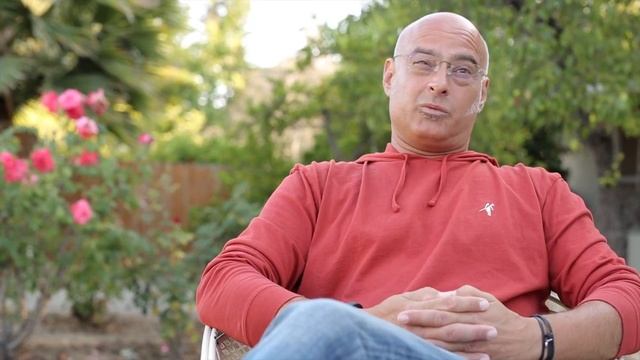 Living with Crohn's disease смотреть онлайн