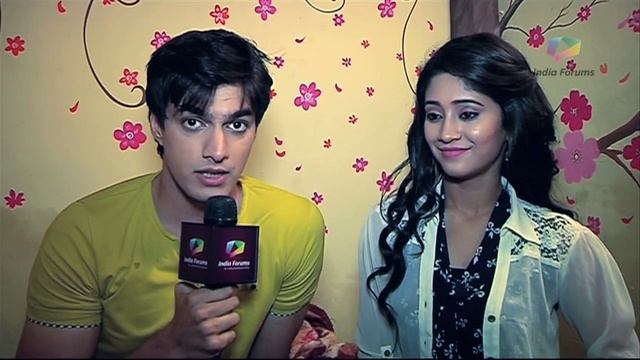 Watch Shivangi Joshi and Mohsin Khan play 15 second challenge смотреть онлайн