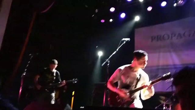 Propagandhi - Adventures in Zoochosis Live at The Opera House смотреть онлайн