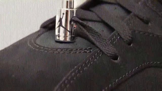 Air Jordan 6 Retro Low Black/Silver New Orleans Sneakerhead @NothinButJays Video #97 смотреть онлайн