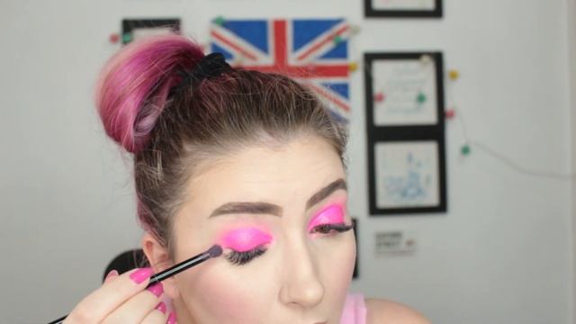 Maquia e Testa: último do ano | Trying new makeup смотреть онлайн