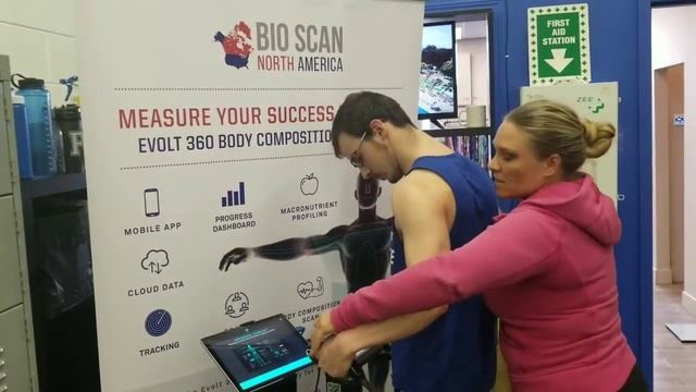 Will Dodge Smith getting Bio Scan смотреть онлайн