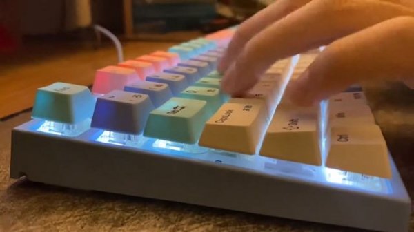 Varmilo VA87m Typing Test (Brown Switches)