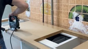 Как правильно установить кухню самому, показываю на простом примере.