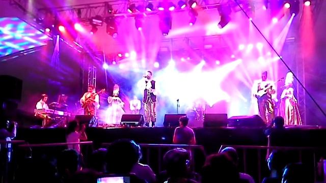 Opera Prima de Rock Tributo a Quuen V смотреть онлайн