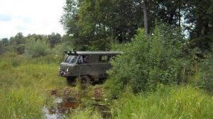 на «вл«ках через брод резина вл-30 уаз по грязи