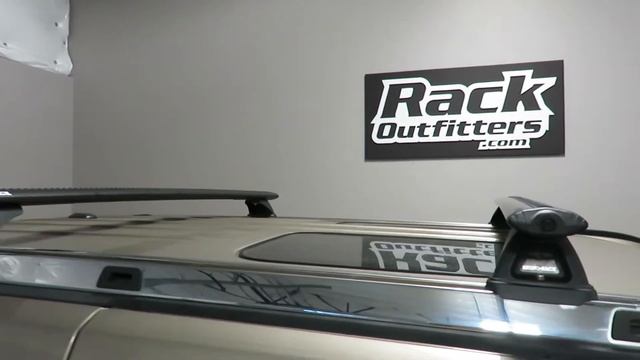 Jeep Commander with Rhino Rack RLCP Vortex Roof Rack Crossbars смотреть онлайн