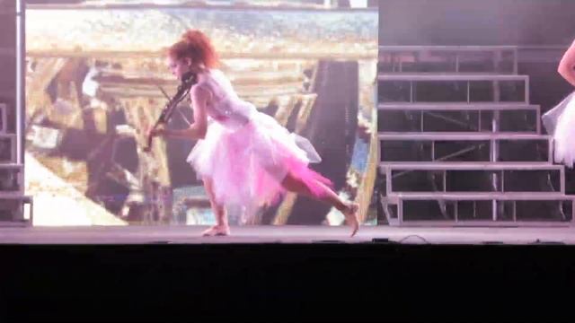 Lindsey Stirling - Shatter Me смотреть онлайн