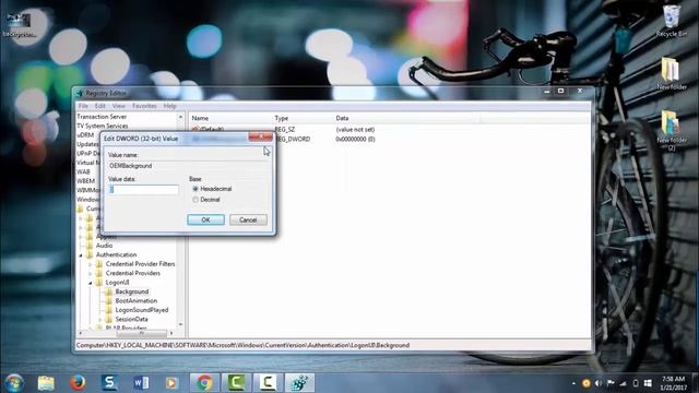 How To Change Windows 7 Logon Screen Background Using Registry? смотреть онлайн
