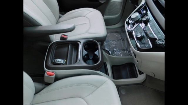 BRAND NEW 2019  Chrysler Pacifica TOURING-L 3395 . NEW GENERATIONS. WILL BE MADE IN 2019.