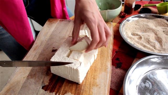 Your Vegan Heart - Ep. #2 Spicy 5 Ingredient Breaded Tofu смотреть онлайн