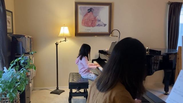 Mabel performs Safari Friends by Hague/Fisher смотреть онлайн