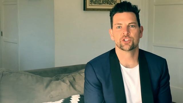 Check out a special message from Chris Mann to his fans in Wichita смотреть онлайн