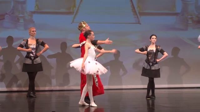 "The brave Tailor" / Ballet school Vienna смотреть онлайн