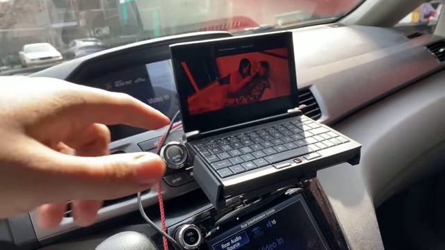 One GX1 PRO Car Gaming Edition смотреть онлайн