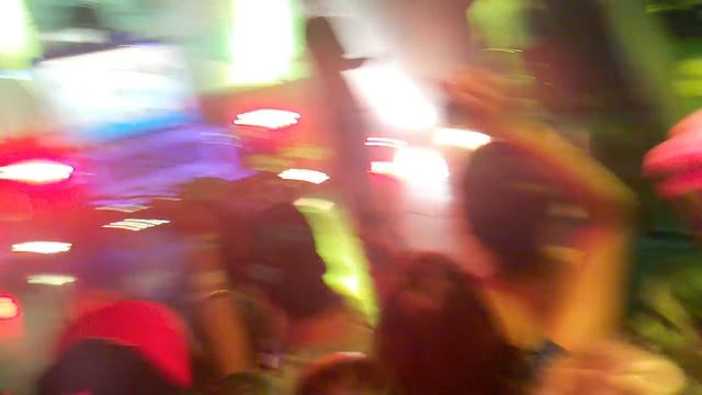 Knock Knock (Live) - Mac Miller (10/5/11) смотреть онлайн