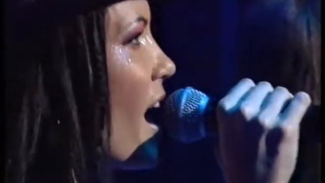 BARDOT - MISSING YOUR LOVE. First ever live concert at The State Theatre in Sydney Australia. смотреть онлайн