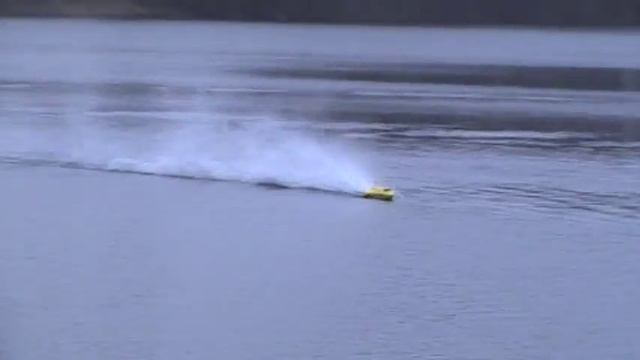 Hydro & Marine Firefox Canard mit Lehner 1940/7 und 4s Lipo смотреть онлайн