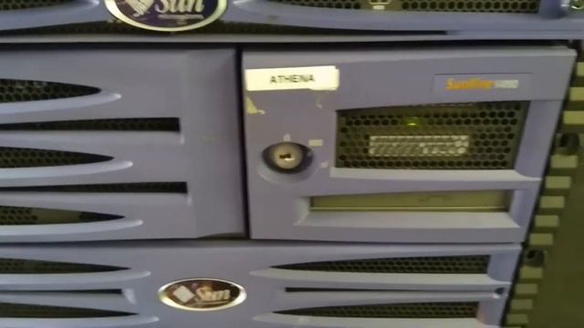 Setting up the V490 with OpenBSD 6.1 and XFCE 4 - It doesn't go well смотреть онлайн