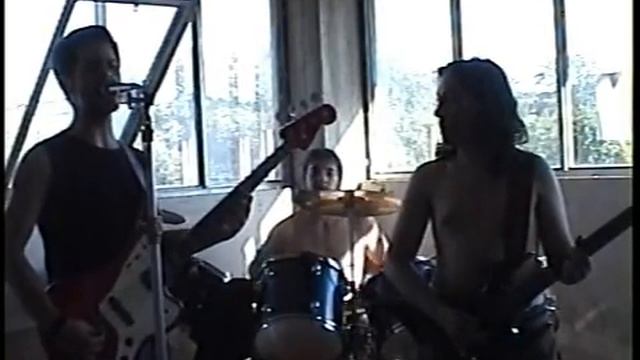 Chrome - Cover - Aces Of Spades - Better Version смотреть онлайн