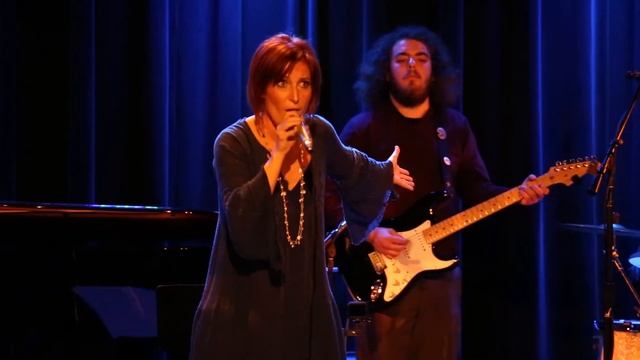 Laura Vecchione, Brave, Live at The Center for the Arts Natick (TCAN) смотреть онлайн