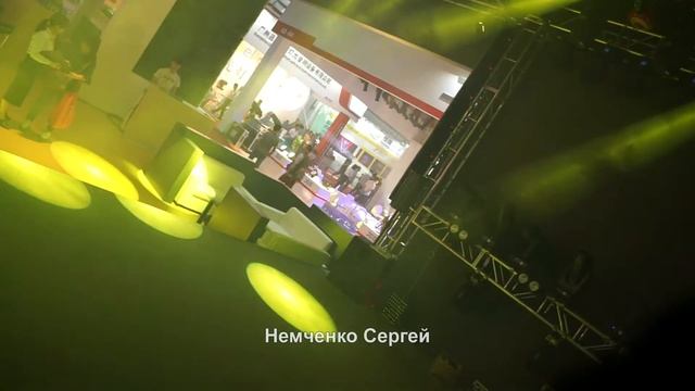 Yaya, Beam 260w 9R. На сцене демо эффекты. 170338, Светомузыка смотреть онлайн