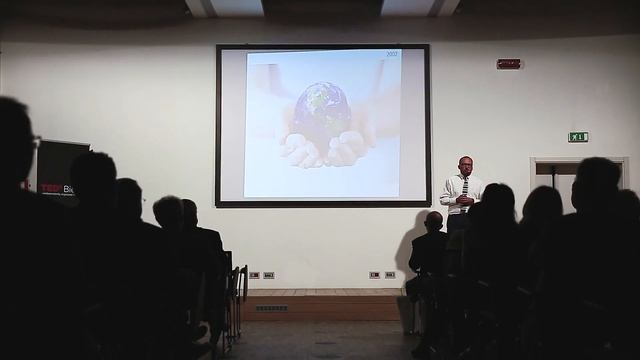 From sheep, to shop: l'evoluzione del mondo della lana | Ercole Botto Poala | TEDxBiella смотреть онлайн