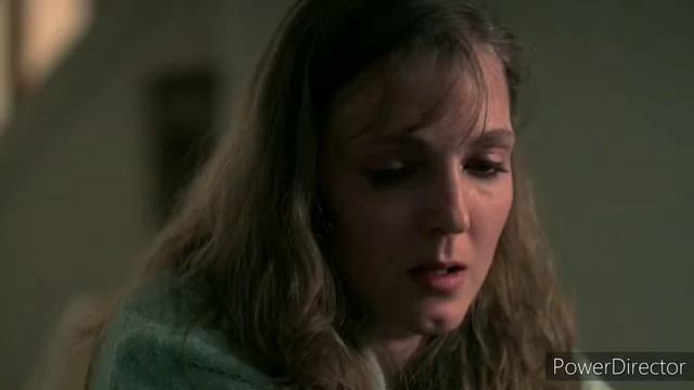 The X-Files Car Crashes Into The Tree смотреть онлайн