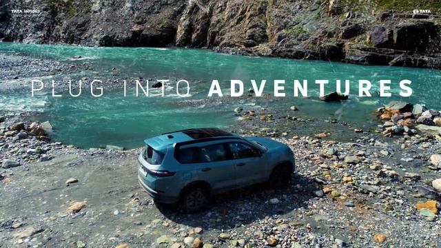 Experience the All-New SAFARI Adventure Persona смотреть онлайн