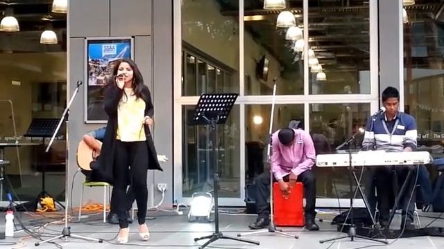 Sara Bareilles - Brave (TranzformUNI) смотреть онлайн