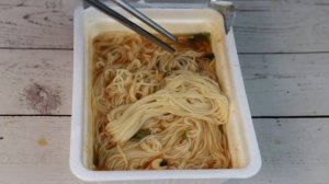 ВЕЛИКОЕ КУЛИНАРНОЕ  ПУТЕШЕСТВИЕ!!! Лапша бекдже с острым перцем. Остро, дешево и сердито.