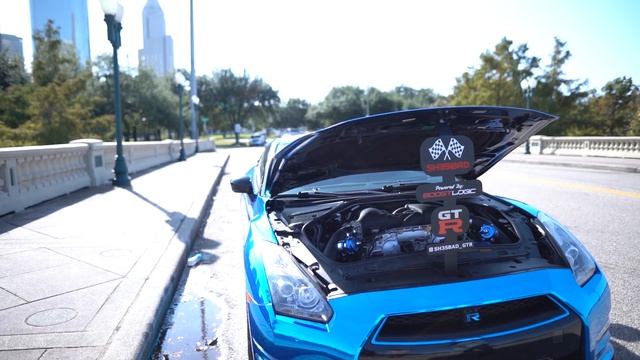 Boost Logic 700 HP | Chrome Wrapped GT-R смотреть онлайн