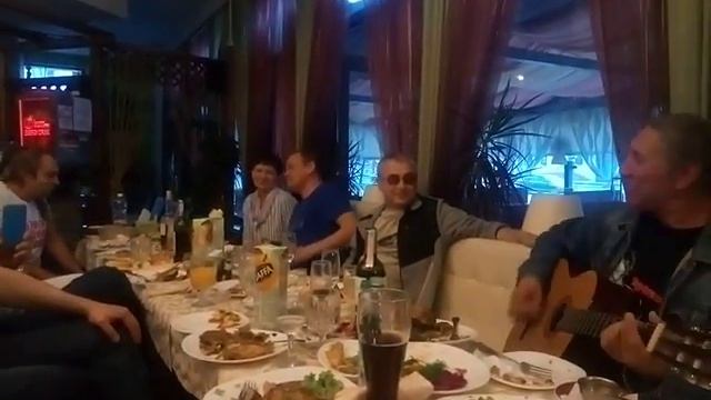 Старые песни, молодые друзья. смотреть онлайн