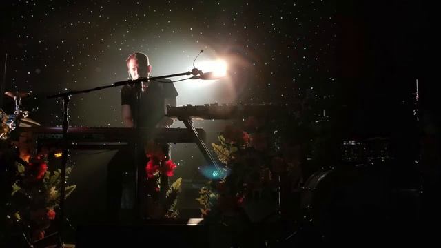 Owl City Can You Feel The Love Tonight/ Be Brave смотреть онлайн