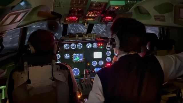 Посадка Ту154 в Ульяновске (UWLL)