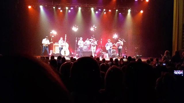 Brave Boys, Old Crow Medicine Show смотреть онлайн