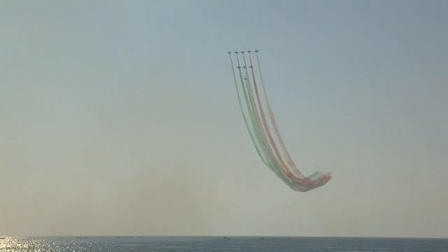 Esibizione Frecce tricolori Air Show Capo d'Orlando 2013 смотреть онлайн