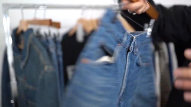 Ep.13 VINTAGE SHOPPING, NEW PICKUPS, AND CUSTOMER CAMEOS! смотреть онлайн
