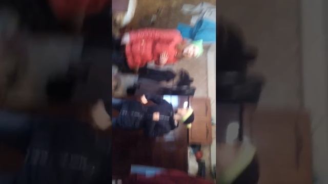 Неделя влогов. Пели и танцевали, песню У мамы дома...
