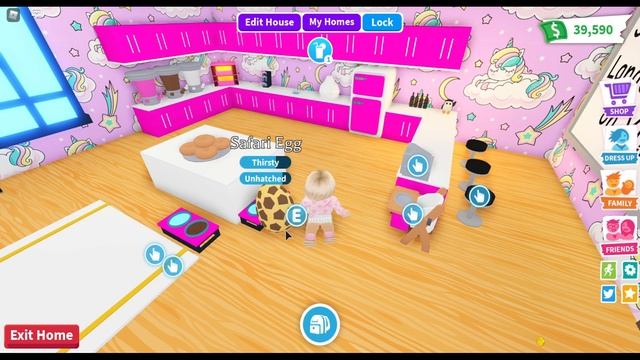 Hatching SAFARI EGGS In Adopt Me смотреть онлайн