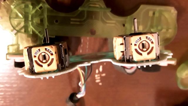 Stick Tips -- PART 21 -- Hyperkin Brave Warrior PS2 Controller смотреть онлайн