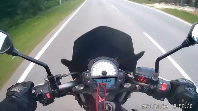 AKASO Brave 4 1080p 30fps Cam Test: ER6n vs modded kapcai смотреть онлайн
