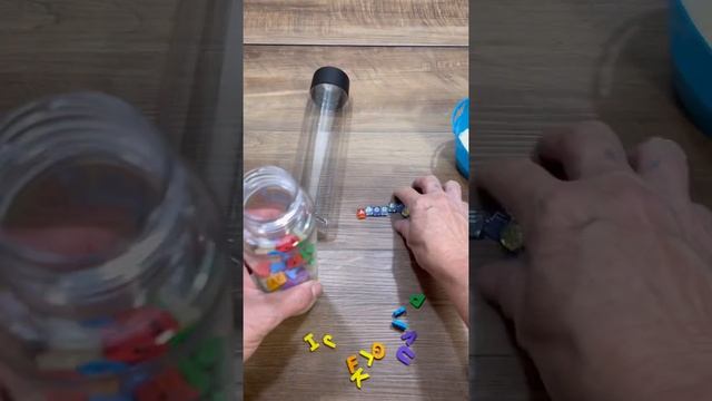 I Spy Sensory Bottles for Preschoolers смотреть онлайн